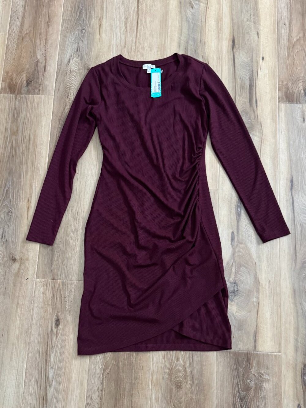 NWT ALVN Ruched Dress – Size Small (Stitch Fix)